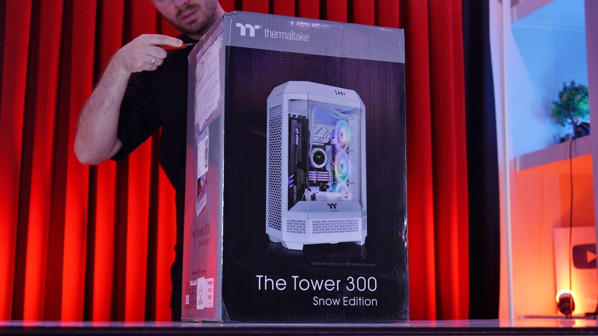 Thermaltake Tower 300 