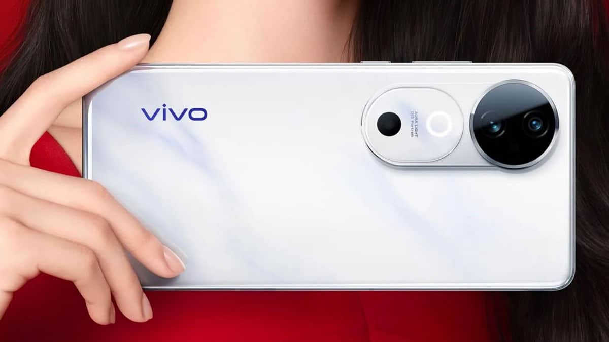 Vivo V50