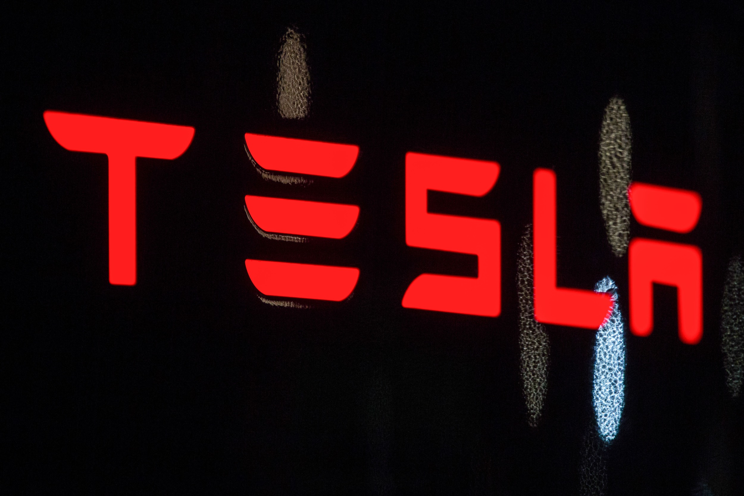 Tesla’nın Yeni Bataryası: Daha Hızlı, Daha Uzun Ömürlü, Türkiye’ye Ne Zaman Gelir?