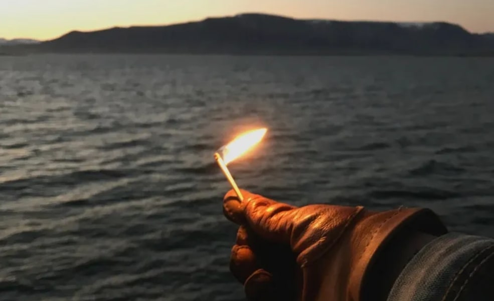 Yanıcı Maddelerden Oluşmasına Rağmen Su Neden Yanmaz?