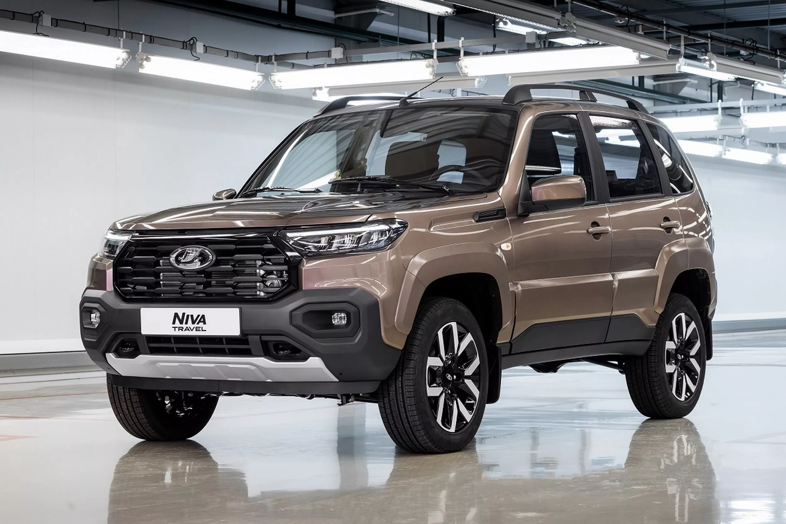 Lada Niva Travel