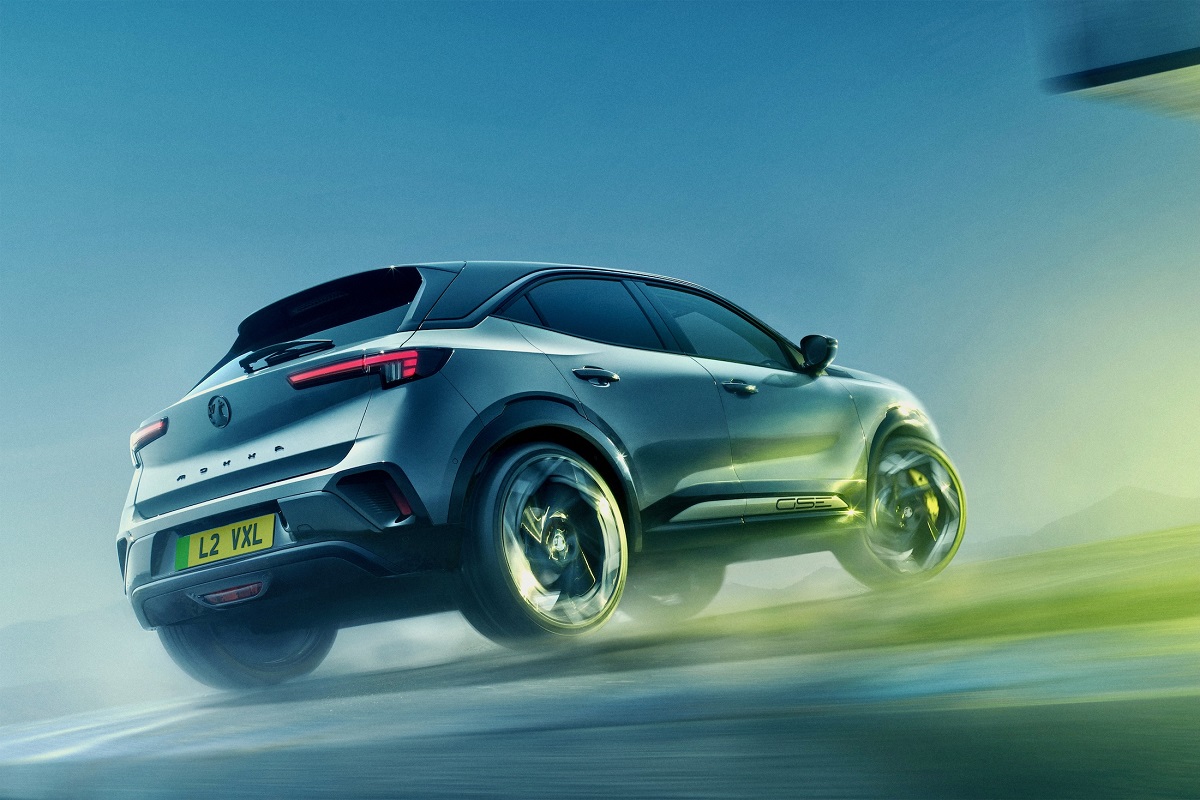 Neredeyse 300 Beygirlik Opel Mokka GSE Tanıtıldı!