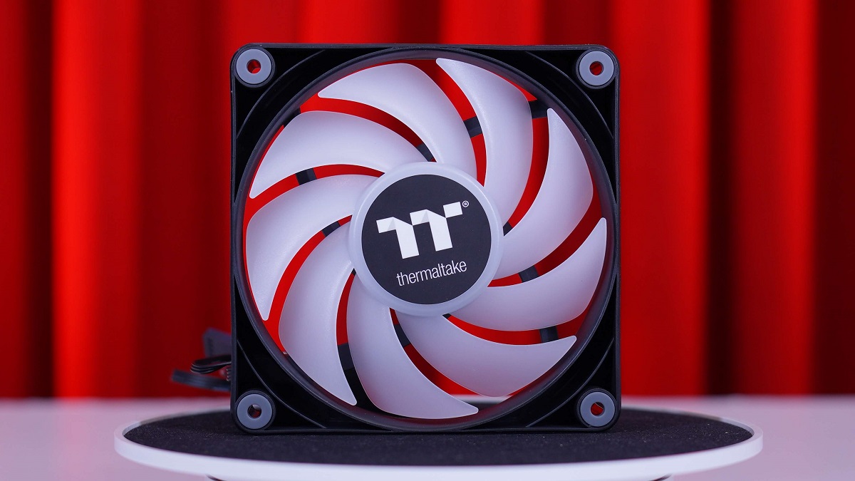 Thermaltake ASTRIA 200 3